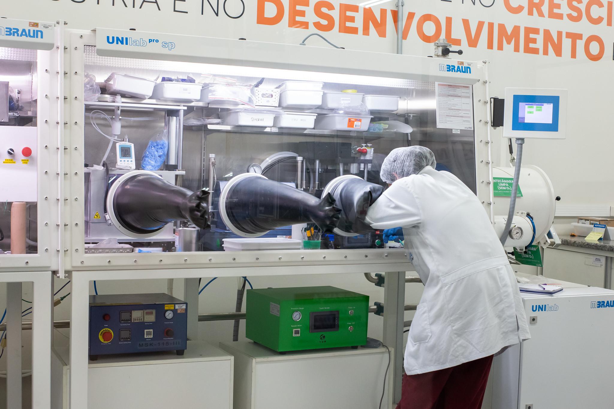 Imagem sobre Greenpar estrutura cadeia in�dita de baterias de grafeno no Brasil com apoio do Parque Tecnol�gico da Ind�stria