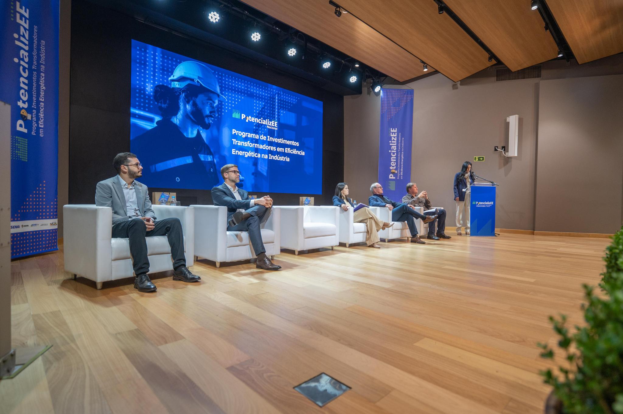 Imagem sobre PotencializEE é lançado no Paraná com foco em eficiência energética, competitividade e modernização industrial